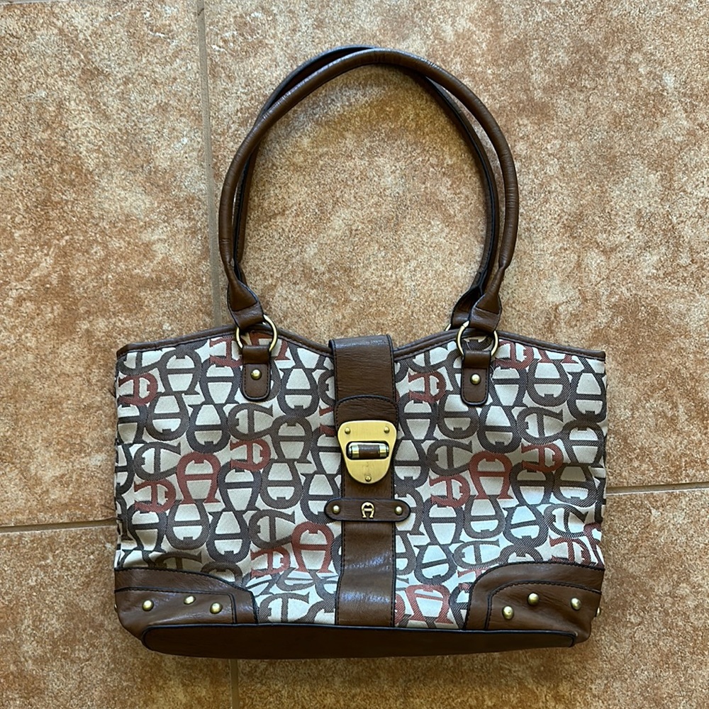 Etienne Aigner purse!